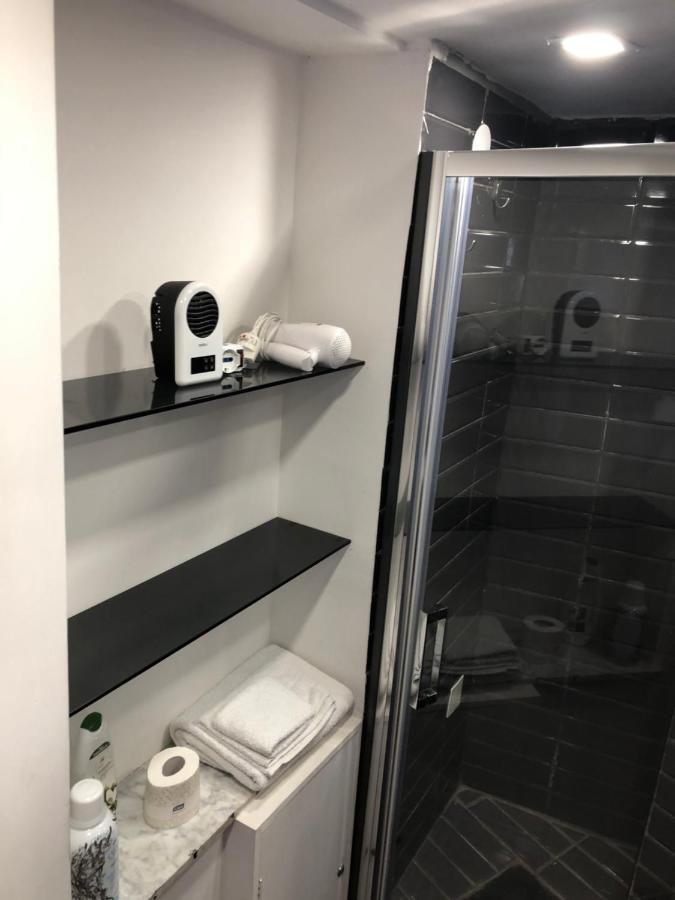 Villa Olga Dependance Luxury Low Cost Наполи Екстериор снимка
