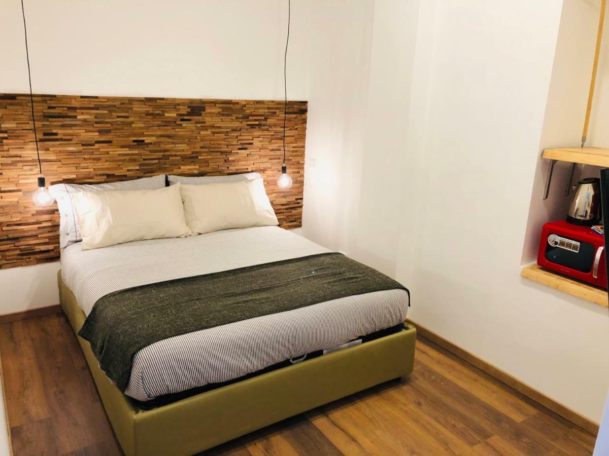 Villa Olga Dependance Luxury Low Cost Наполи Екстериор снимка
