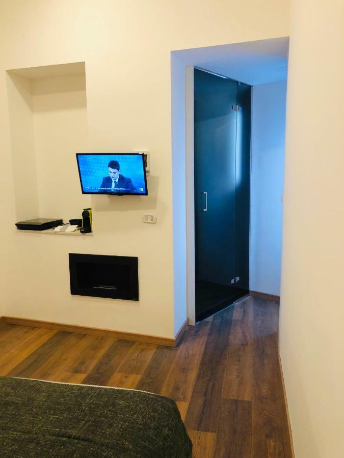 Villa Olga Dependance Luxury Low Cost Наполи Екстериор снимка